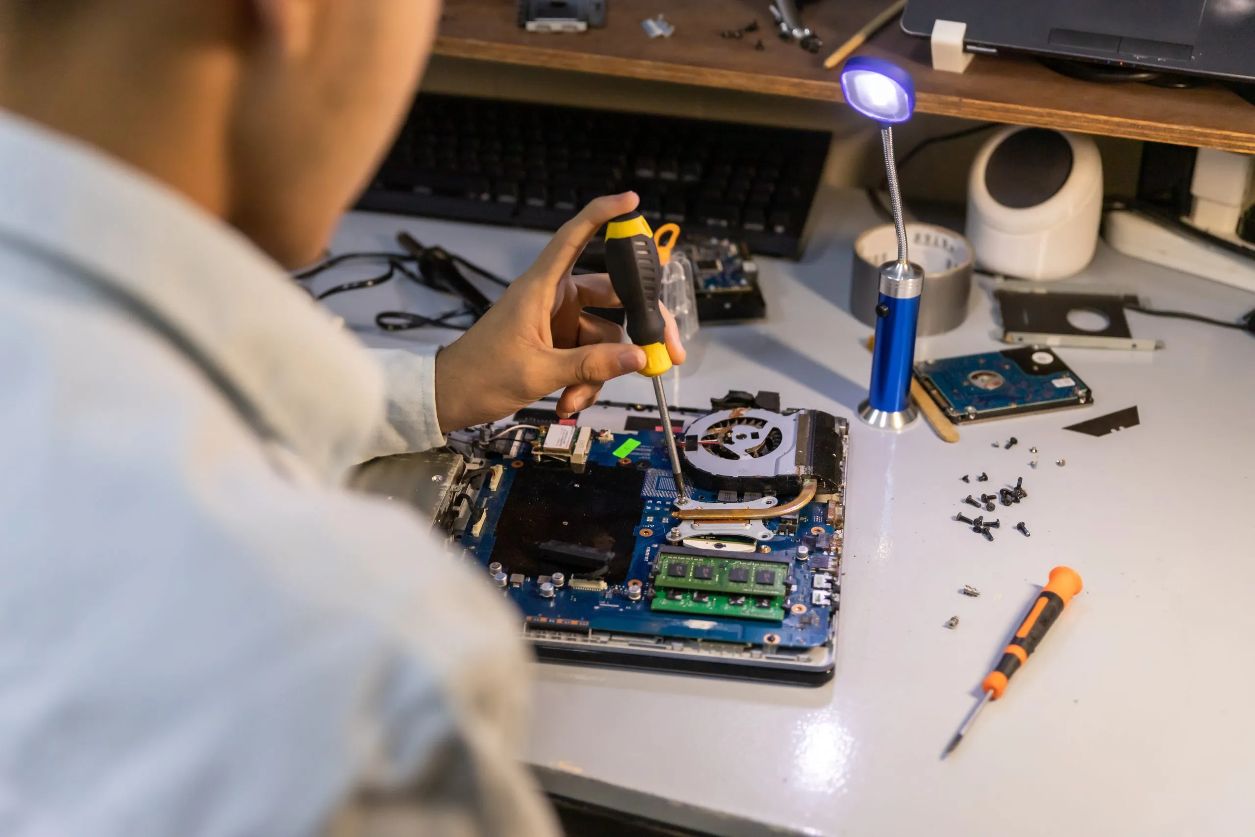 Fix Commputer ComputerKing HK | Hong Kong Computer Repair · On-Site · Data Recovery